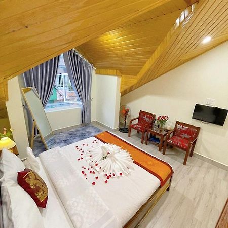 Nhat Hoang Homestay Dalat Exteriör bild